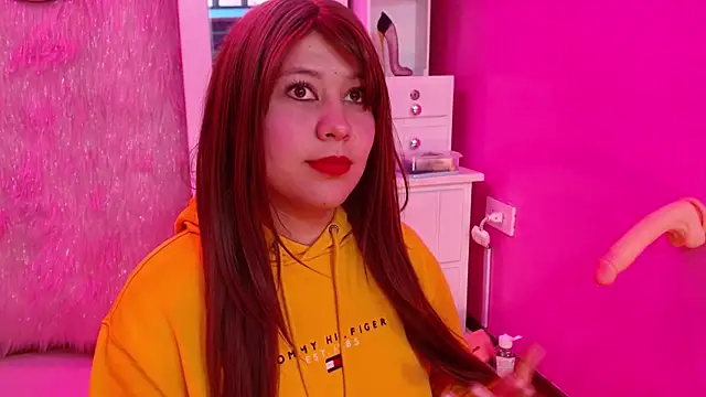 AnnaPinupLove – Naživo XXX chat