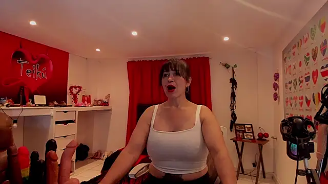 Sarah_teiku – Naživo XXX chat