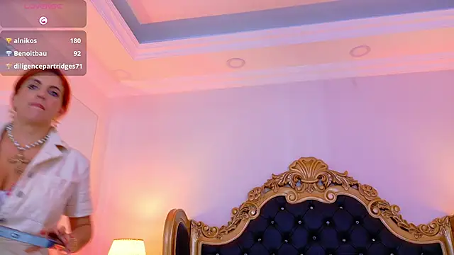 AdelinaVans – Naživo XXX chat