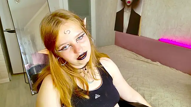 Luna404 – Naživo XXX chat
