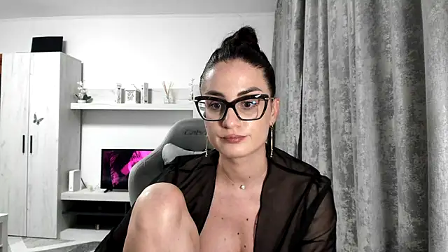 AleeAlice – Naživo XXX chat