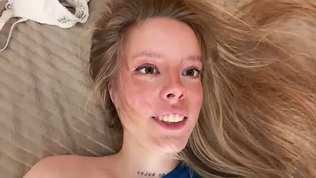 Catrinee – Naživo XXX chat