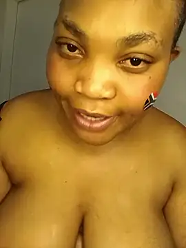 BeverlyQueen15 – Naživo XXX chat