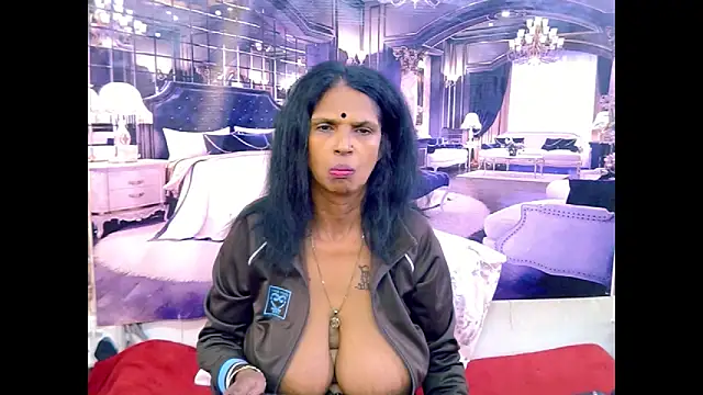 IndianVanya4u2u – Naživo XXX chat