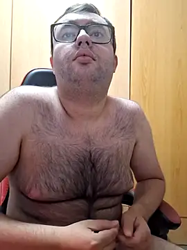 Javier_bear – Naživo XXX chat