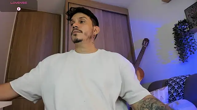 alejandro_stark 라이브 XXX 채팅
