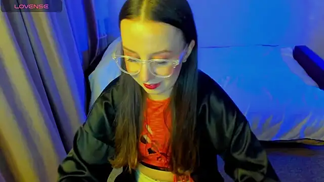 CurlySteph – Naživo XXX chat