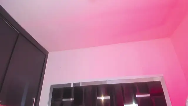 DANITENDER555 – Naživo XXX chat