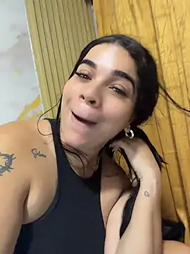 Siri_Luxx – Naživo XXX chat