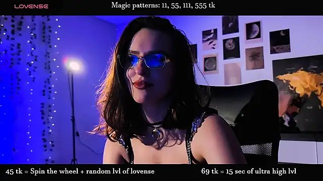 Alicia_x_art – Naživo XXX chat