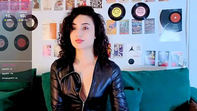 Maya_Rogerss – Naživo XXX chat