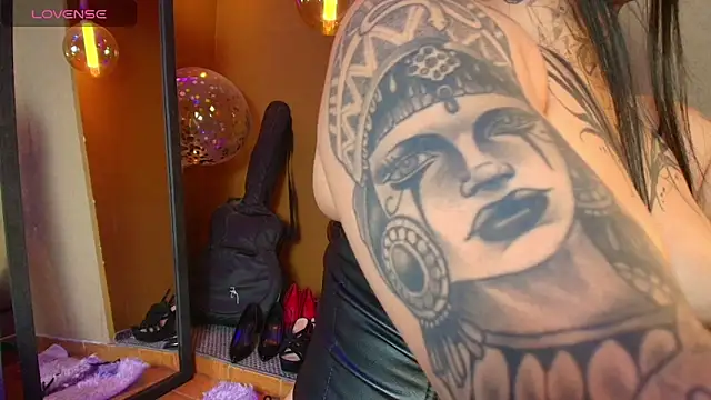 SamanthaaSutra – Naživo XXX chat