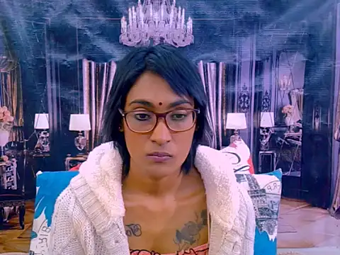 IndianRebel4u2Luv – Naživo XXX chat