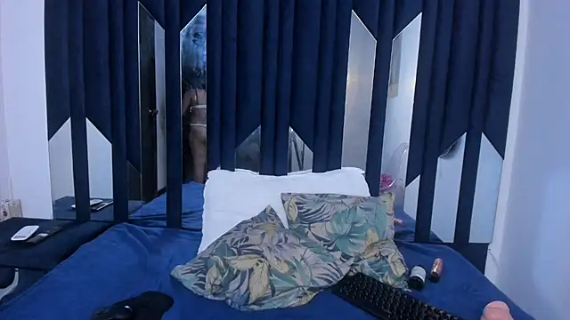 Jade_ht – Naživo XXX chat