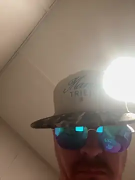 BigDawgzbite69 Show Webcam