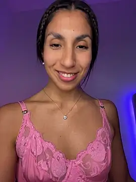 MaddyX__ – Naživo XXX chat