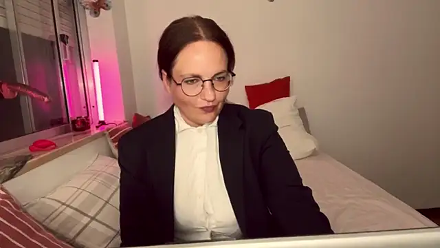 UnderWunder – Naživo XXX chat