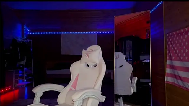 LeyaVoss – Naživo XXX chat
