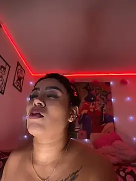 Emma_Brown_12 – Naživo XXX chat
