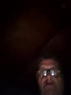 Jevelak459 – Naživo XXX chat