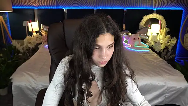 BabyFlowerr – Naživo XXX chat