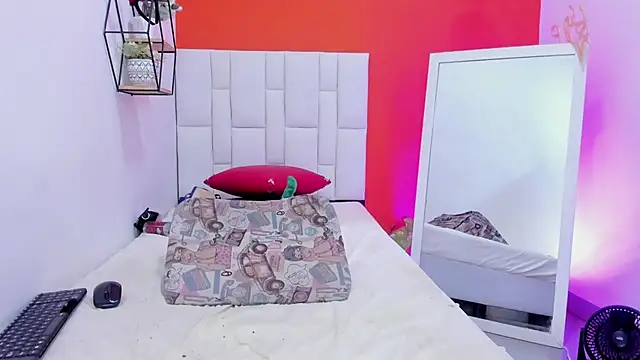 Roxan-hot69 – Naživo XXX chat