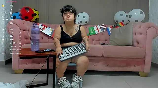PamelaBonnet_mml – Naživo XXX chat