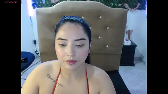 Chat XXX Live adara_cute_69