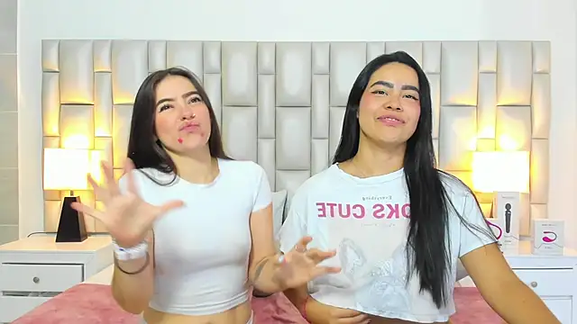 Chat XXX Live paola_katy_dicks