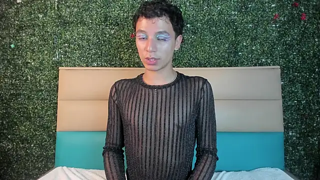 Shadow_Booy – Naživo XXX chat
