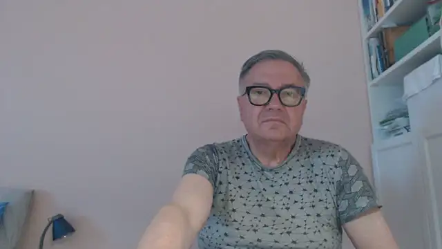 XXX chat uživo modela YOU6me