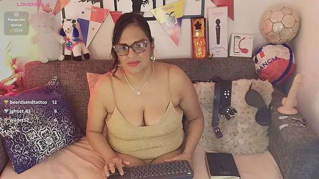 Angelabrowm Chat XXX live