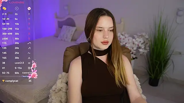 Sala de chat en directo de Milana_Moons