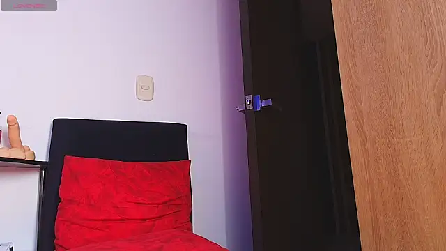 Kesha_rosse_'s Live Chat Room