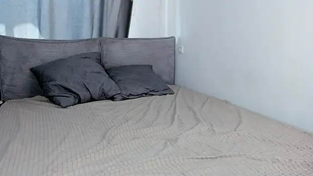 gilded_trace webcam show