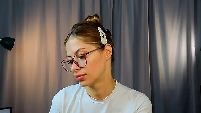 Chat XXX ao vivo de EmiliaLeuze
