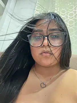 virginbrunette99 live XXX chat
