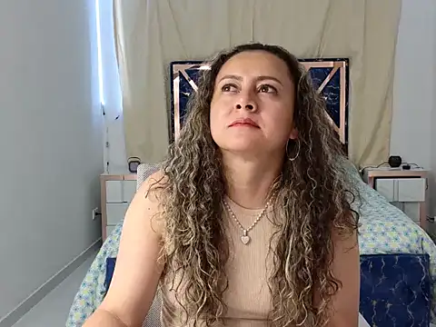 Cristalsexy25 live XXX chat