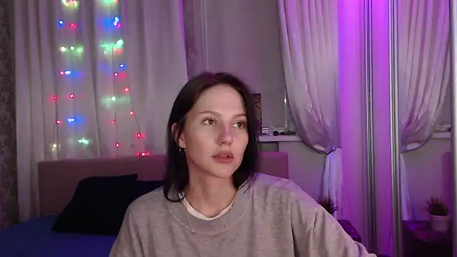 Zlata888: онлайн-секс-чат