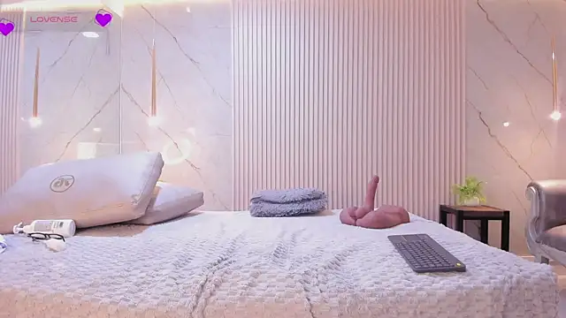 luna_taylorss: онлайн-секс-чат