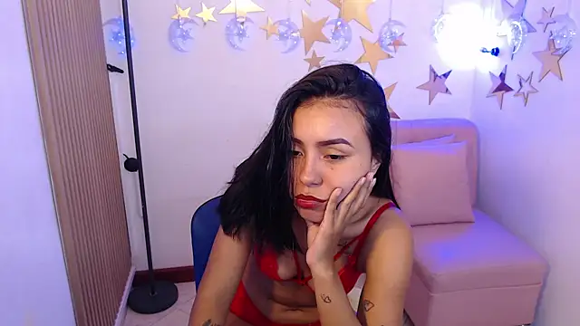 julieta_fn: онлайн-секс-чат