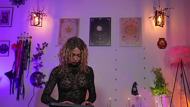 curlynatashaa: онлайн-секс-чат