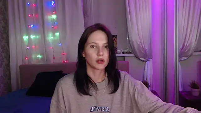 Zlata888: онлайн-секс-чат