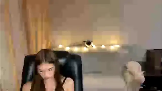 urcutiebunnyy: онлайн-секс-чат