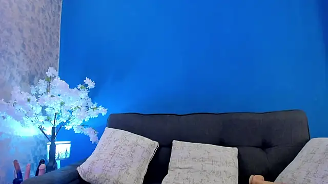 BellaMarieX 即時 XXX 聊天