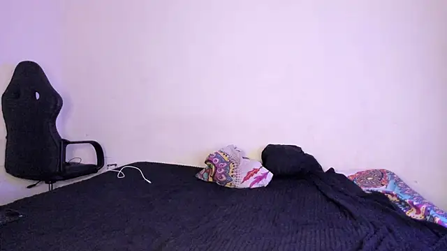 chucky_karla XXX чат на живо
