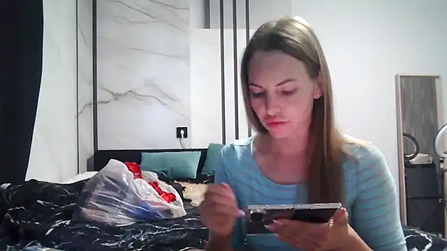 Valyssa XXX чат на живо