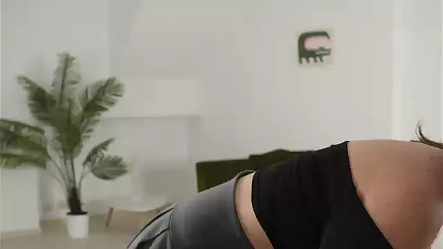 ScottieMoskal's Live XXX Chat