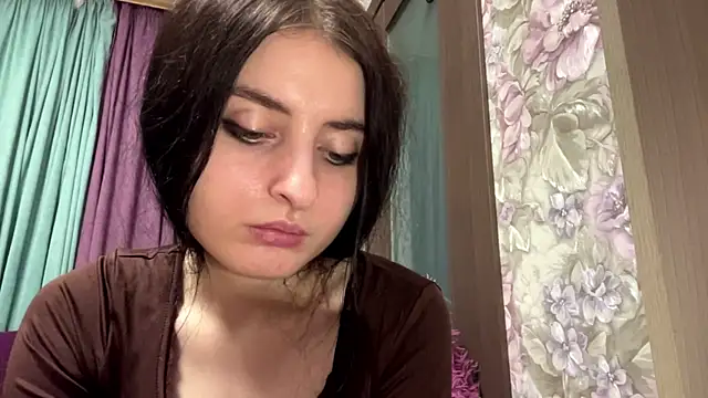 RochelleTrossbach's Live XXX Chat