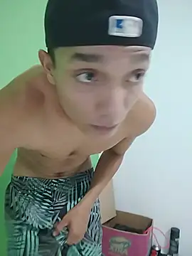 Онлайн чат XXX tayson_